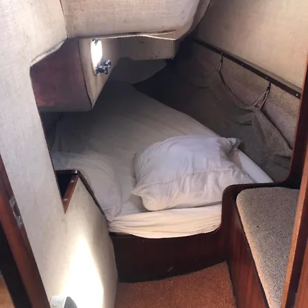 Bateau Voilier 8m Logement A Quai Botel La Rochelle (Charente-Maritime)